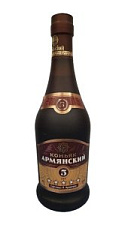 Коньяк Армянский 5 лет 40% 0.5л